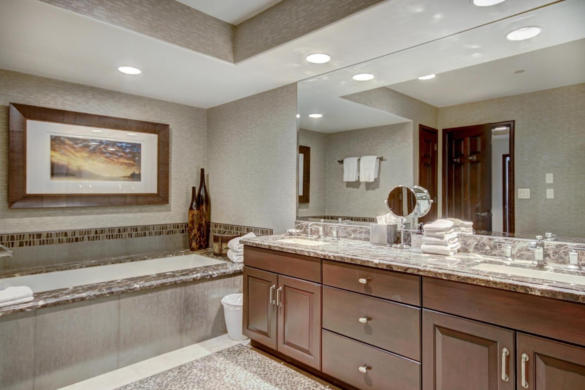 Luxury Ski-In 3 Bedroom Penthouse Inside Pines Lodge, Sleeps 10! Condo Beaver Creek Dış mekan fotoğraf